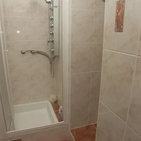 アパート イネス